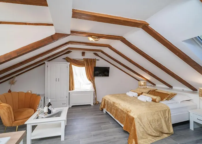 Rooms&apartments Tomic 公寓