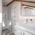 Rooms&apartments Tomic شقة ستون