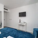 Rooms&apartments Tomic ستون