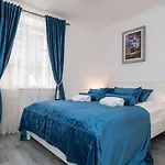 شقة Rooms&apartments Tomic ستون