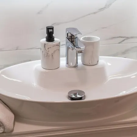 Rooms&apartments Tomić Apartament *