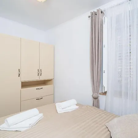 Rooms&apartments Tomic Lejlighed *